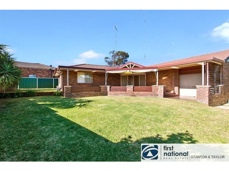 6 Bronsgrove Close, South Penrith NSW 2750