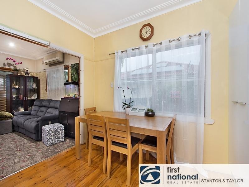8 Hope Street, Penrith NSW 2750