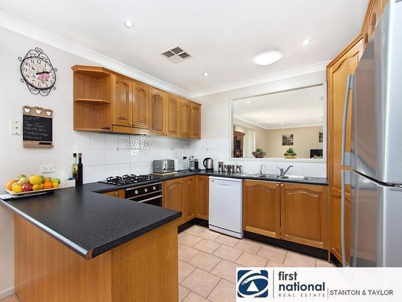 17 Titania Place, Cranebrook NSW 2749