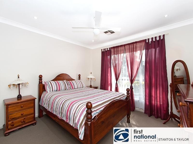 17 Titania Place, Cranebrook NSW 2749