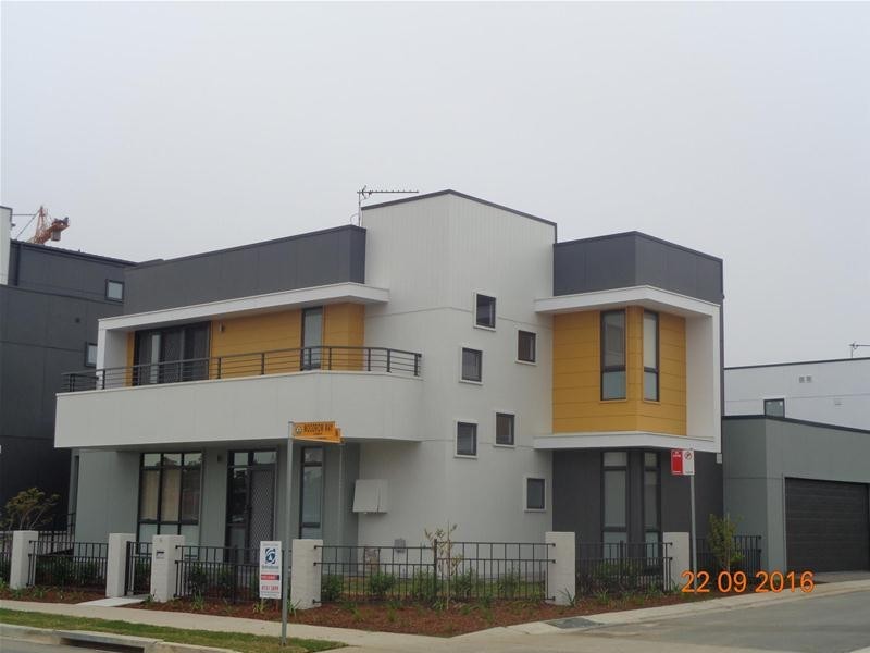 5 WOODROW Way, Penrith NSW 2750