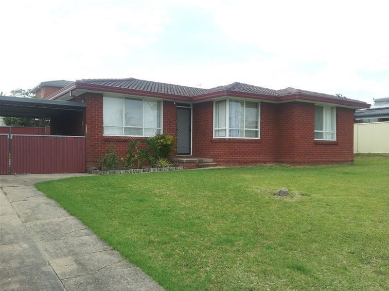 82 Barry Street, Cambridge Park NSW 2747
