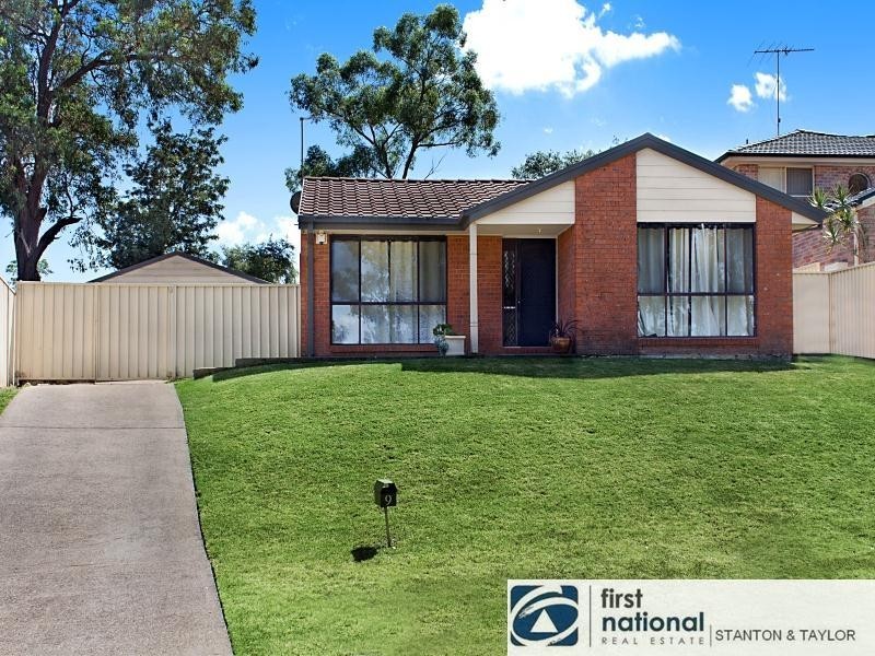 9 Hillside Circuit, Cranebrook NSW 2749