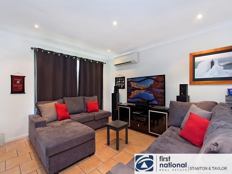 9 Hillside Circuit, Cranebrook NSW 2749