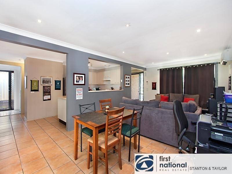 9 Hillside Circuit, Cranebrook NSW 2749