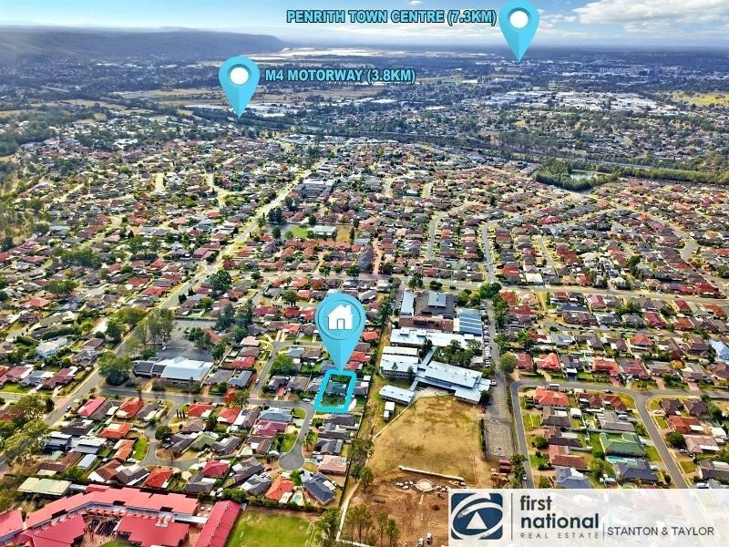 8 Pritchard Place, Glenmore Park NSW 2745