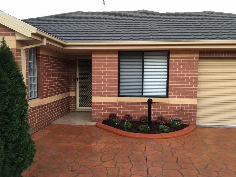 4/49 GREAT WESTERN Highway, Kingswood NSW 2747