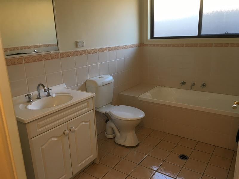 4/49 GREAT WESTERN Highway, Kingswood NSW 2747