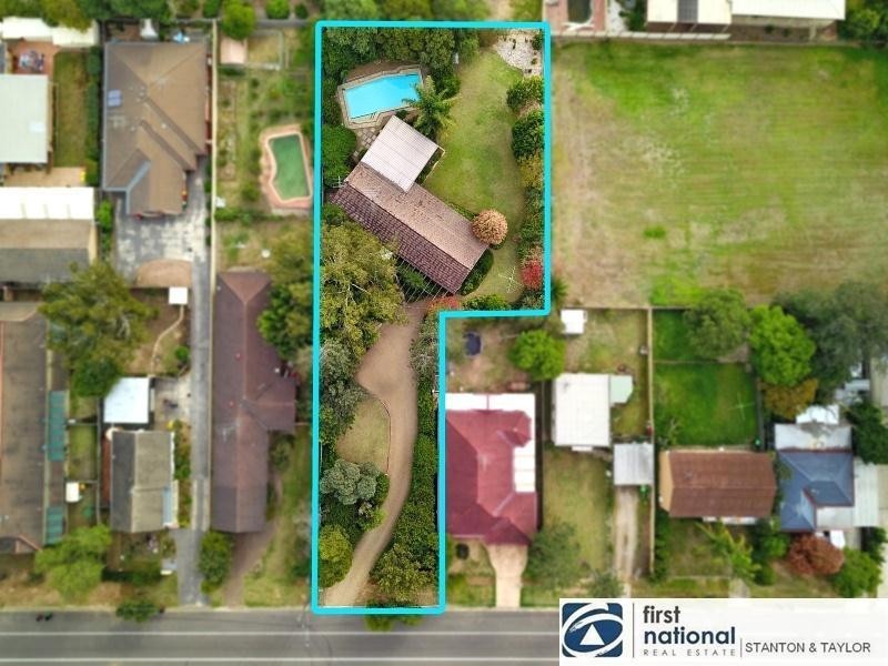 11 GIBSON Avenue, Werrington NSW 2747