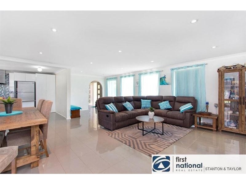 2 Timaru Grove, South Penrith NSW 2750