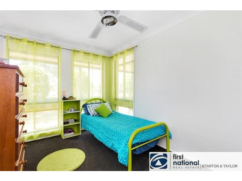 2 Timaru Grove, South Penrith NSW 2750