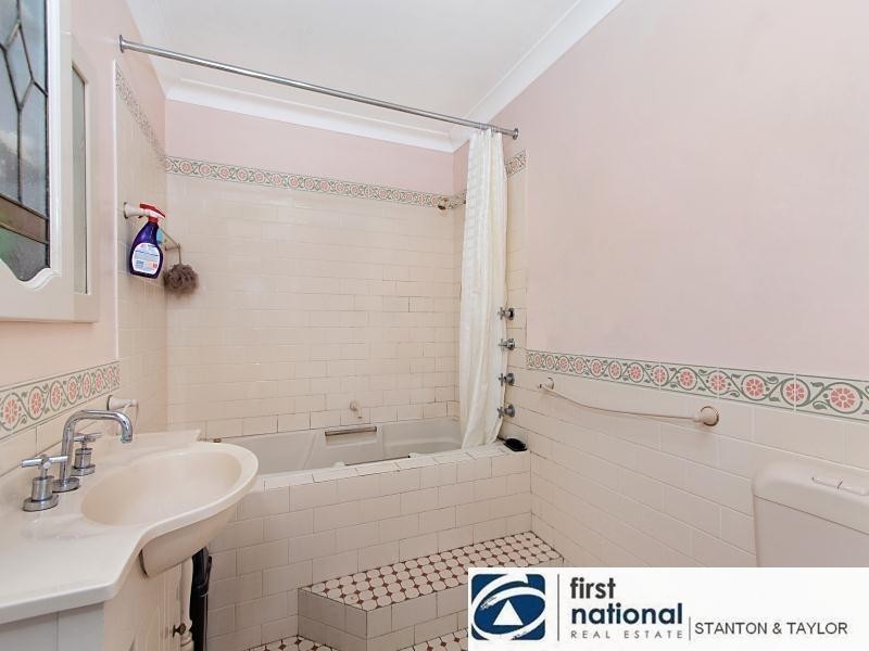 19 Sandringham Avenue, Cambridge Park NSW 2747