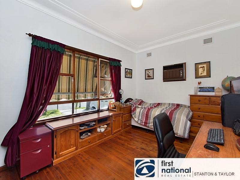 54 Cam Street, Cambridge Park NSW 2747