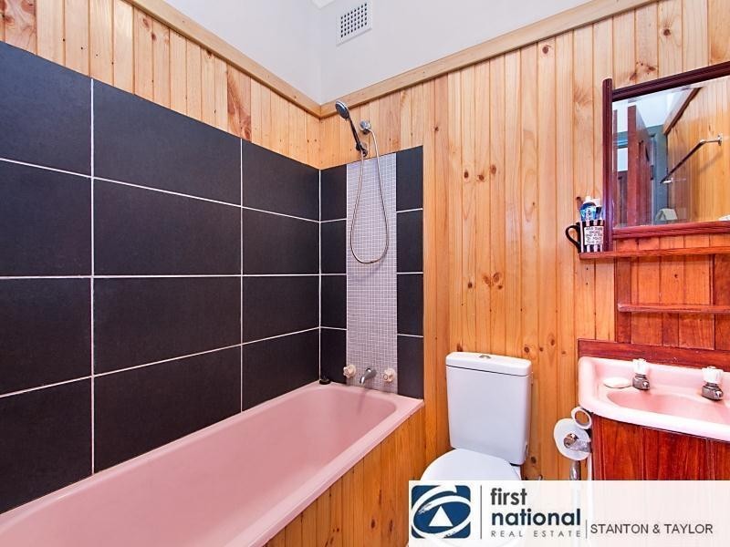 54 Cam Street, Cambridge Park NSW 2747