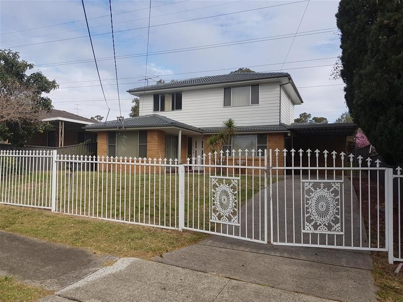 10 Jindalla Crescent, Hebersham NSW 2770