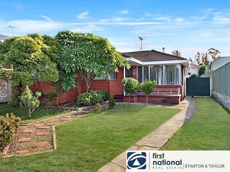 67 Barry Street, Cambridge Park NSW 2747