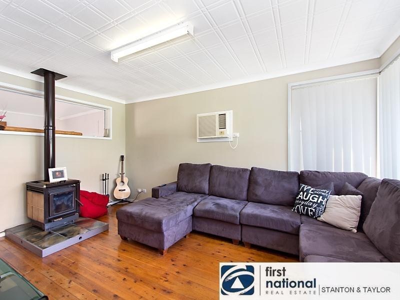 67 Barry Street, Cambridge Park NSW 2747