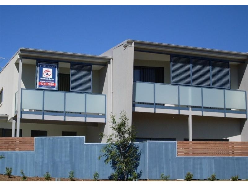 9/84 Woodlands Drive, Glenmore Park NSW 2745