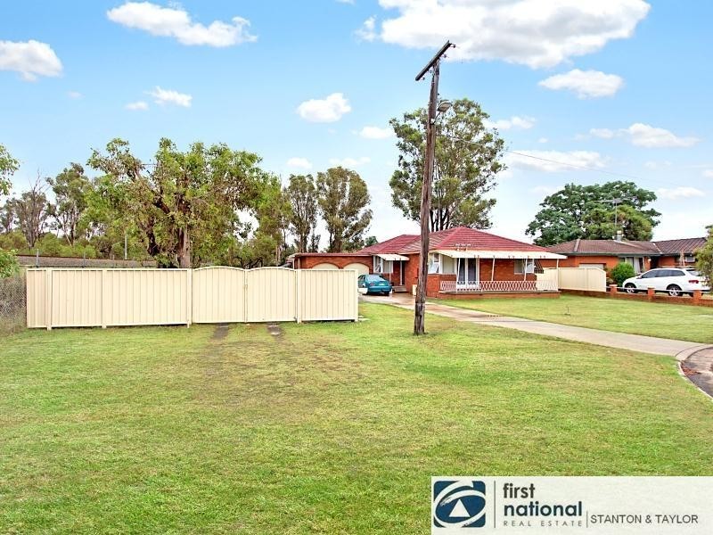 81 Gibson Avenue, Werrington NSW 2747