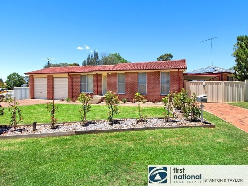 2 Moolana Parade, South Penrith NSW 2750