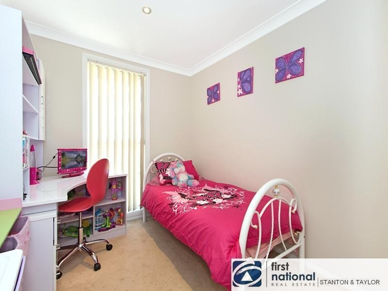 2 Moolana Parade, South Penrith NSW 2750