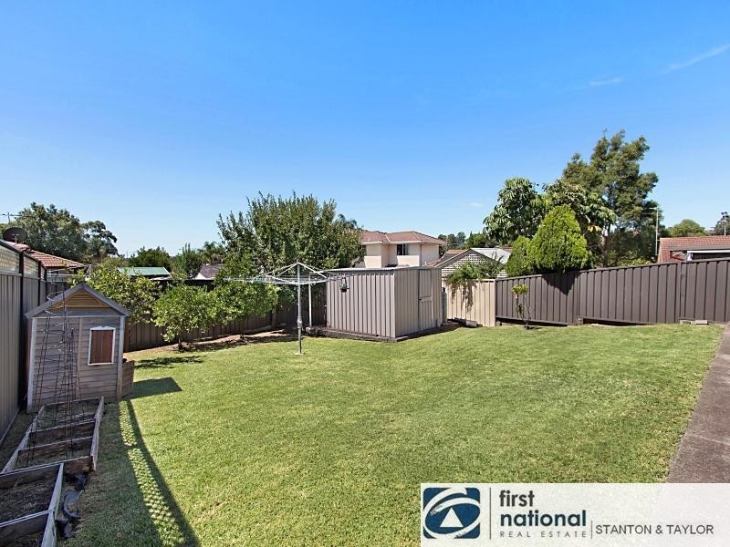 6 McFarlane Drive, Minchinbury NSW 2770