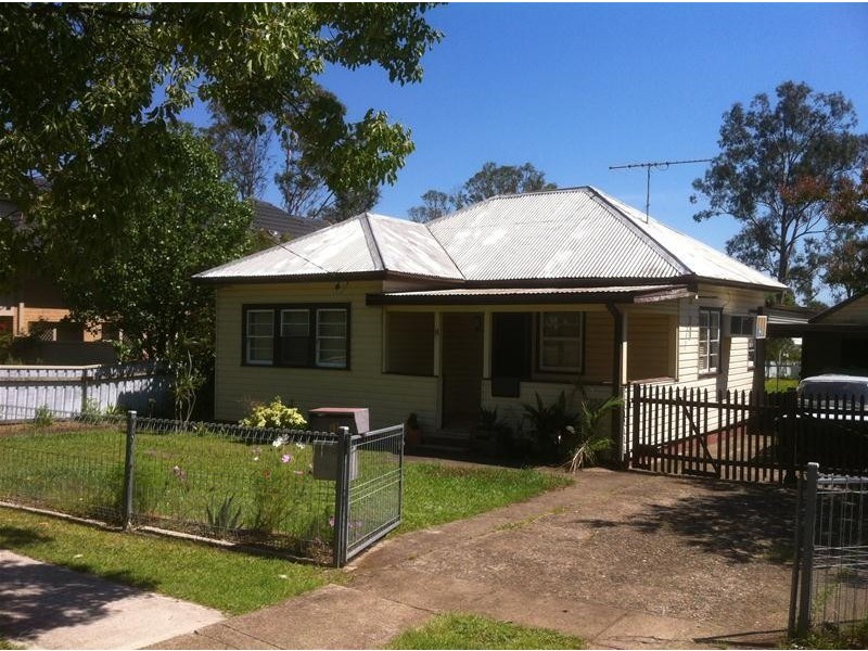 11 JAMISON Road, Kingswood NSW 2747