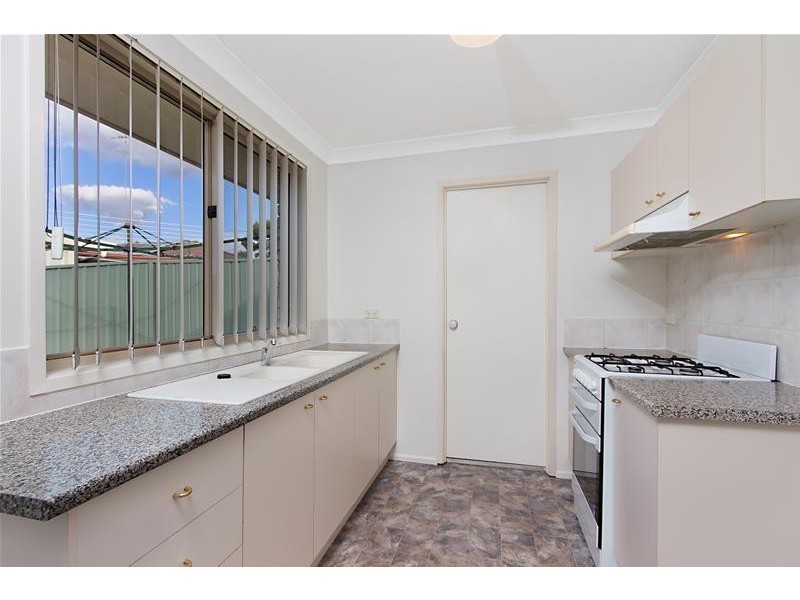 6 Wolara Crescent, Glenmore Park NSW 2745