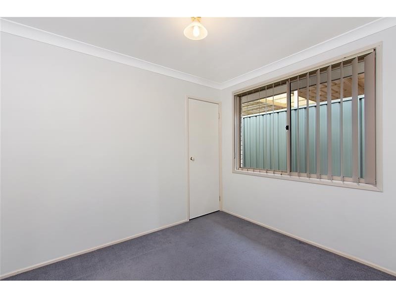 6 Wolara Crescent, Glenmore Park NSW 2745