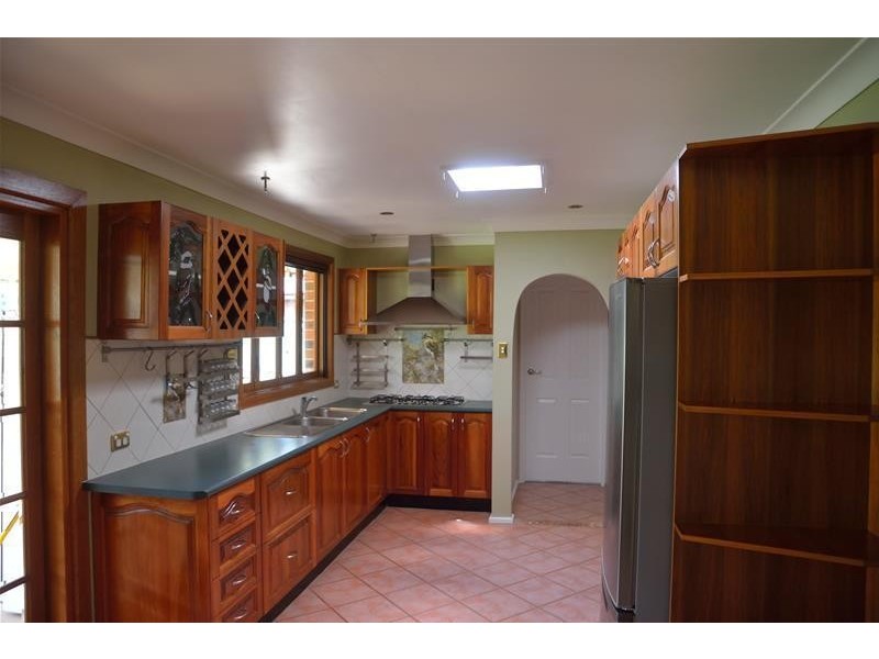 10 BRIERY Place, Cranebrook NSW 2749