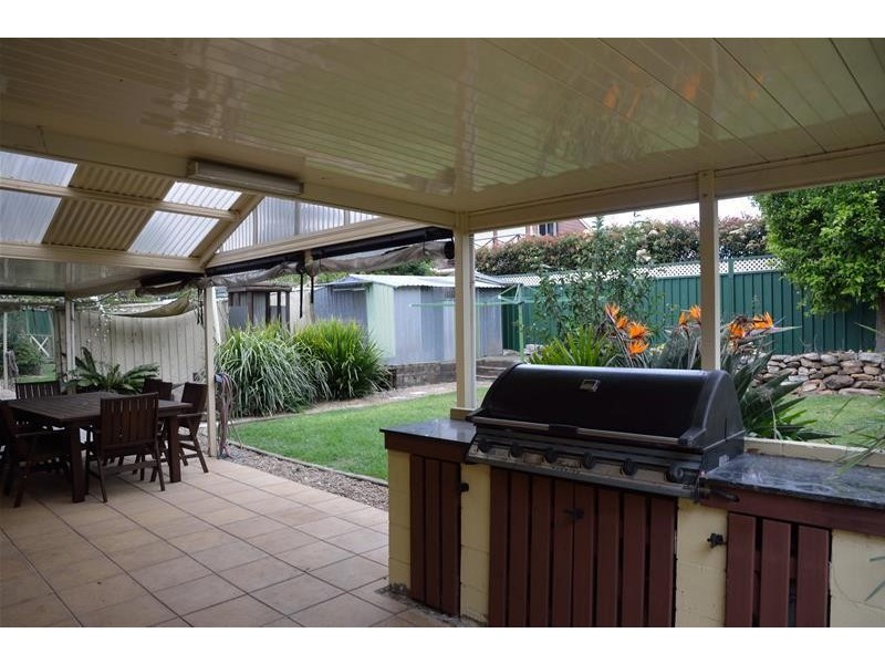 10 BRIERY Place, Cranebrook NSW 2749