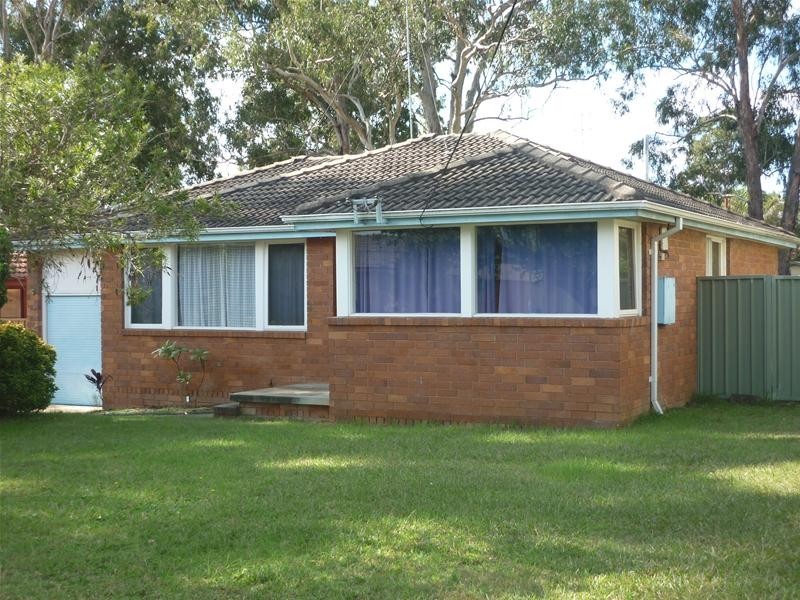 23 Hillview Avenue, South Penrith NSW 2750