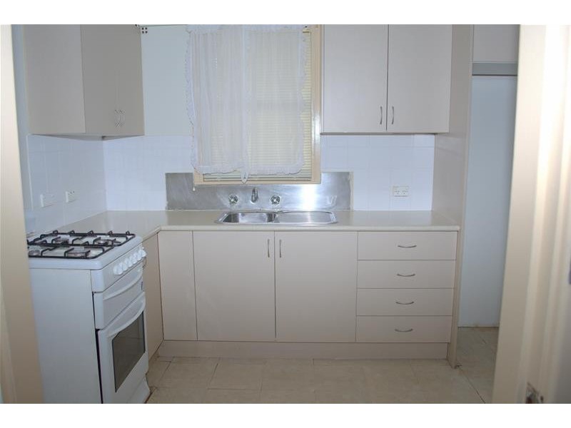 33 KILBRIDE Avenue, Dharruk NSW 2770