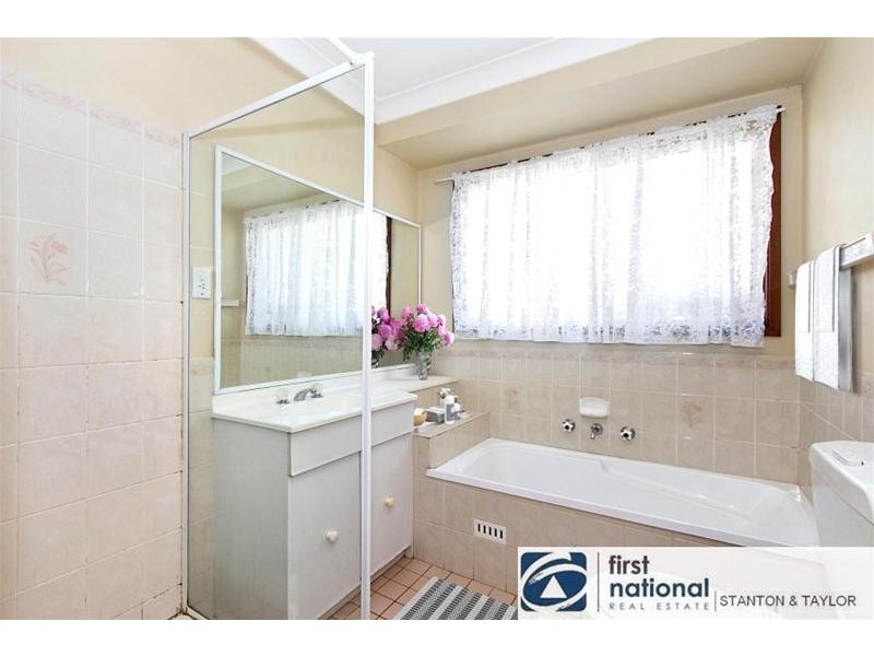 2/12 Chausson Place, Cranebrook NSW 2749