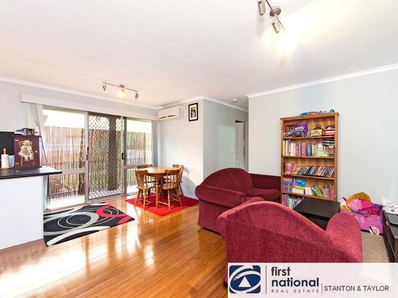2c/9 York Road, Jamisontown NSW 2750