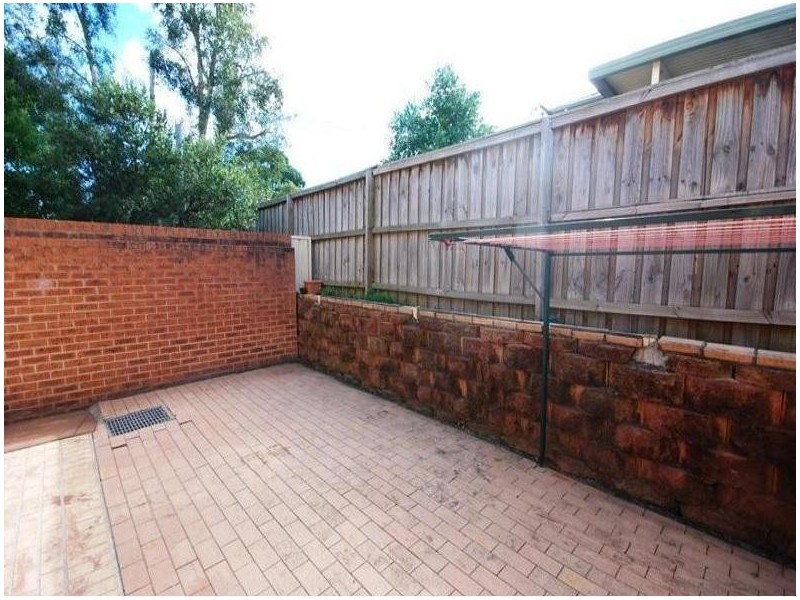 1/20 BLAXLAND Avenue, Penrith NSW 2750