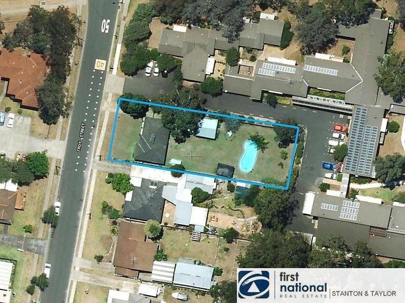 6 Troy Street, Emu Plains NSW 2750