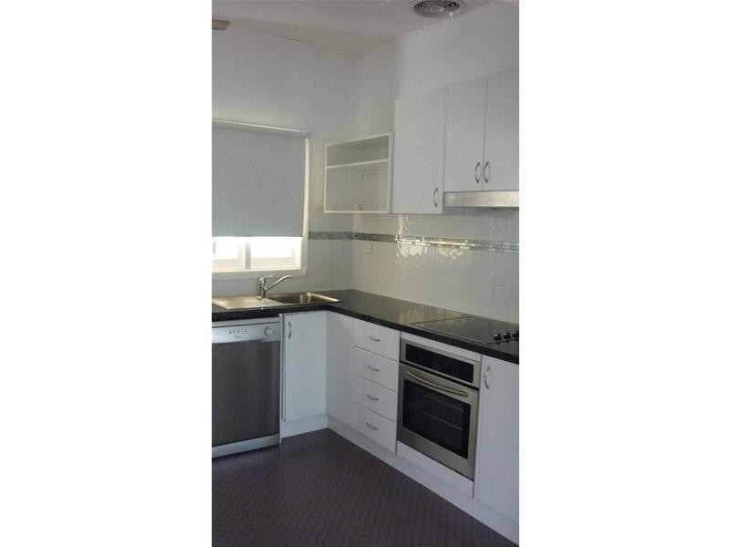 5 CONWAY Avenue, Cambridge Park NSW 2747