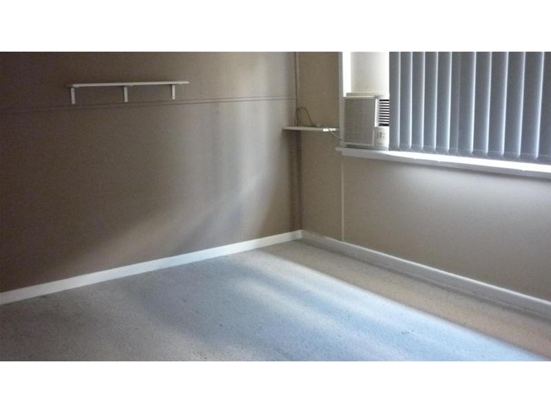 5 CONWAY Avenue, Cambridge Park NSW 2747