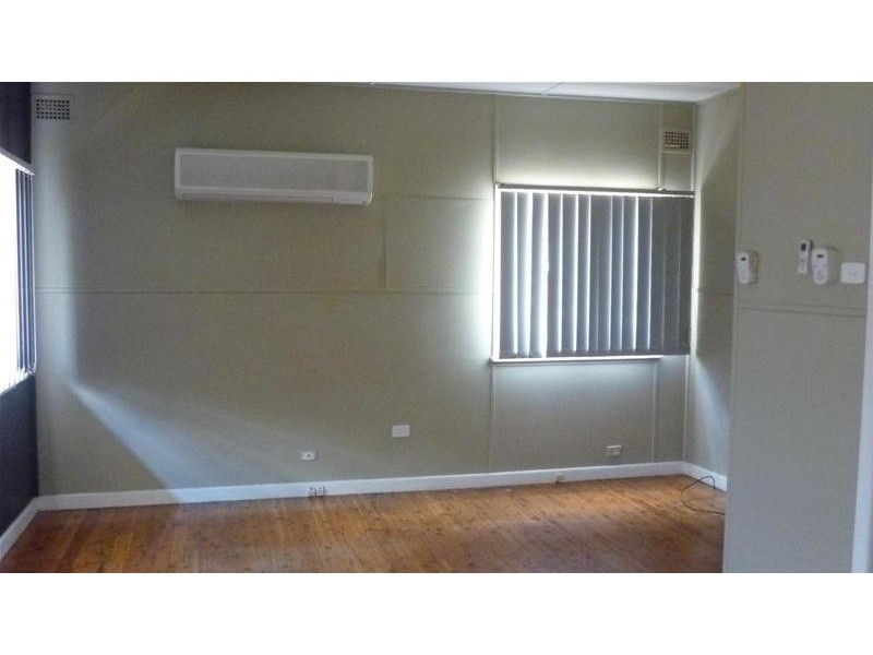 5 CONWAY Avenue, Cambridge Park NSW 2747