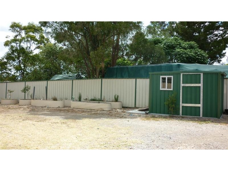 5 CONWAY Avenue, Cambridge Park NSW 2747