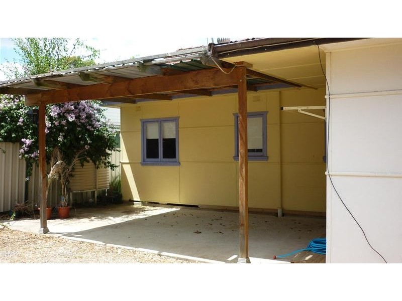 5 CONWAY Avenue, Cambridge Park NSW 2747