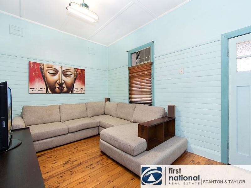 28 Evan Street, Penrith NSW 2750
