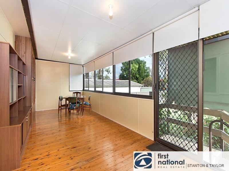 14 Barlow Street, Cambridge Park NSW 2747
