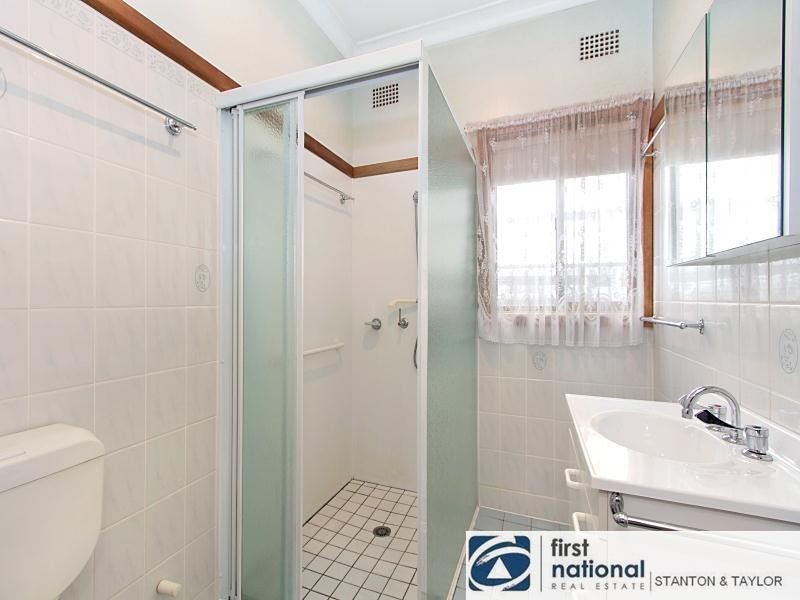 14 Barlow Street, Cambridge Park NSW 2747