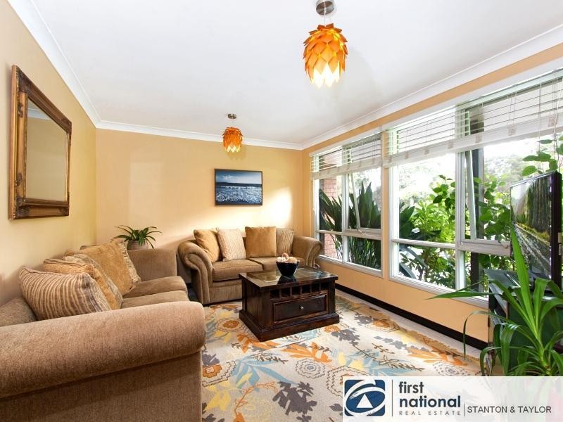 7 Fairways Avenue, Leonay NSW 2750