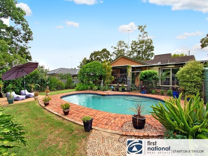 7 Fairways Avenue, Leonay NSW 2750