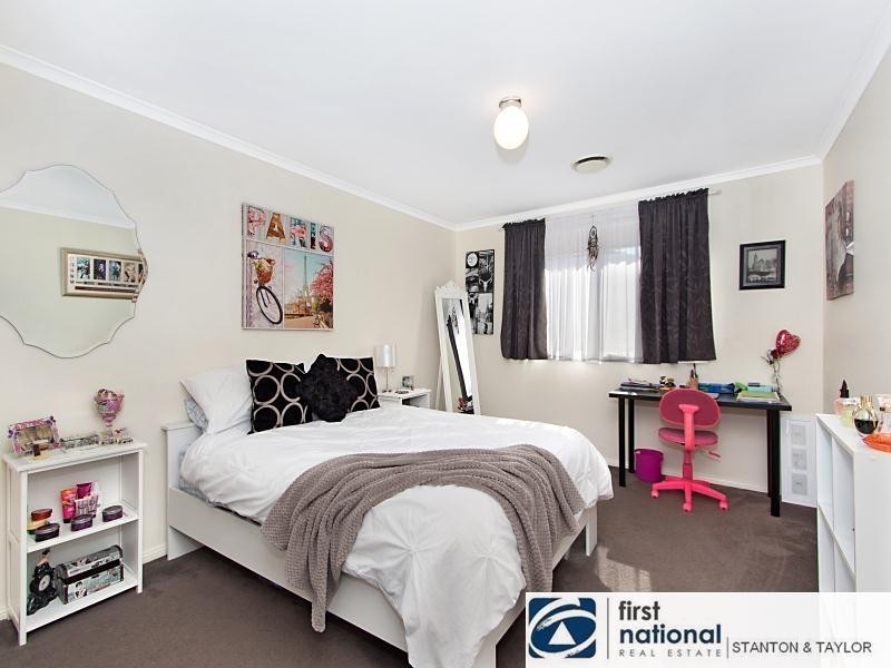 100 York Road, South Penrith NSW 2750