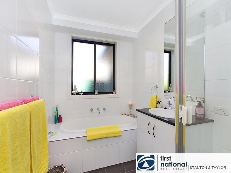 100 York Road, South Penrith NSW 2750