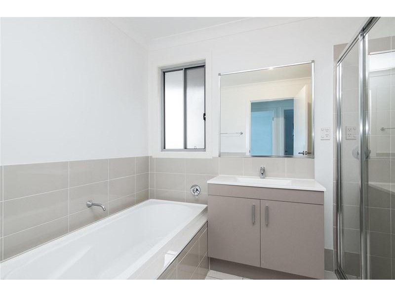 8 Bristol Street, Penrith NSW 2750